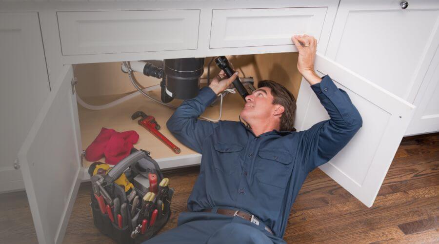 Professional Tankless Water Heater Installation in Iron City, TN